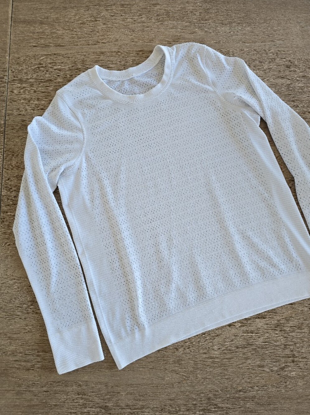 Lululemon Swiftly Tech Breeze Long Sleeve